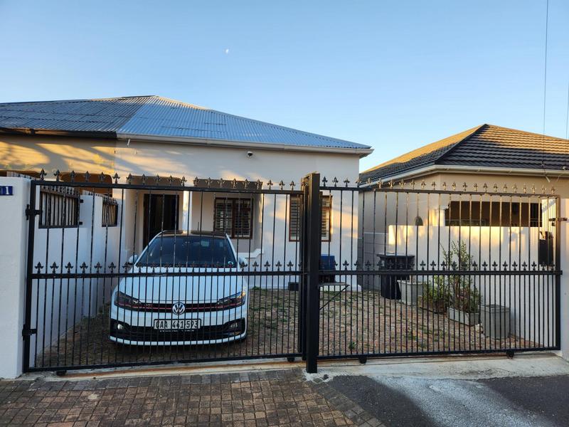 To Let 2 Bedroom Property for Rent in University Estate Western Cape